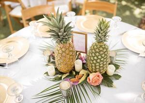 Bấn loạn với phong cách Hawaii độc và lạ khi tổ chức đám cưới
